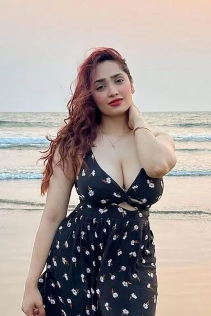 Aditi Mistry nude pics
